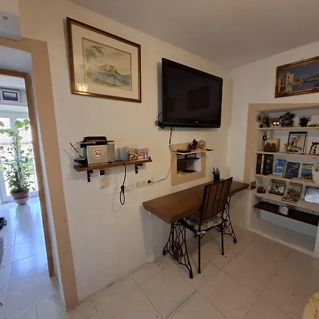 Merozzini Bed & Breakfast 3*